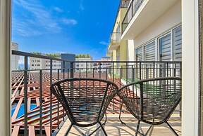 Cozy Studio -private Balcony - Pool - Gym