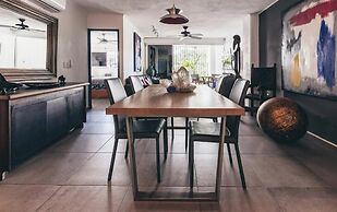 Cozy 2BR King Beds - Rooftop Pool - Fast Wifi