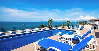 Cozy 2BR King Beds - Rooftop Pool - Fast Wifi