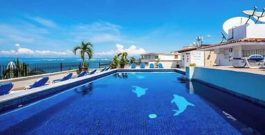Cozy 2BR King Beds - Rooftop Pool - Fast Wifi