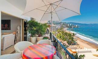Ocean View 2Br Condo-balcony-beach-pool - 712