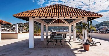 Ocean View 2Br Condo-balcony-beach-pool - 712