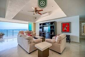 Amazing Condo With Ocean View - Jacuzzi - Beach