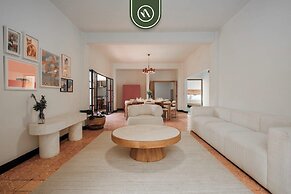 Centric 3BR Condo in Downtown in Oaxaca