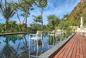 New Studio - King Bed - Pool - Jacuzzi - Gym