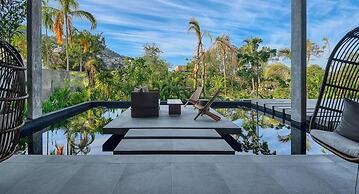 New Studio - King Bed - Pool - Jacuzzi - Gym