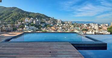 New Studio - King Bed - Pool - Jacuzzi - Gym