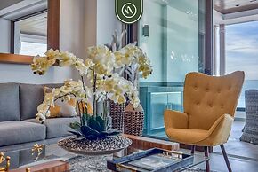 Oceanview 2 BR Condo - Luxury - Rooftop Pool