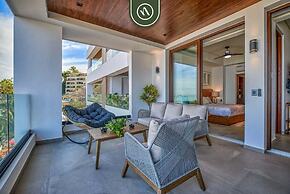 Oceanview 2 BR Condo - Luxury - Rooftop Pool