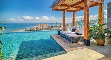 Luxury 1 BR Condo in Romantic Zone - Infinity Pool