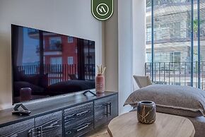 Luxury 1 BR Condo in Romantic Zone - Infinity Pool