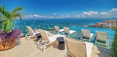 Luxury 1 BR Condo in Romantic Zone - Infinity Pool