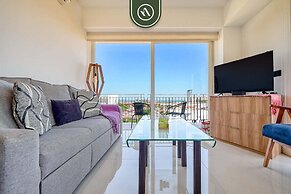 Equipped 1BR Condo With Private Balcony - Pool