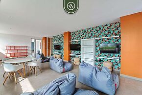 Equipped 1BR Condo With Private Balcony - Pool