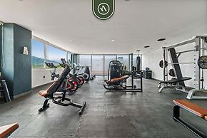 Equipped 1BR Condo With Private Balcony - Pool