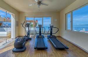Chic Studio -rooftop Pool - Ocean View - King Bed