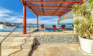 Chic Studio -rooftop Pool - Ocean View - King Bed