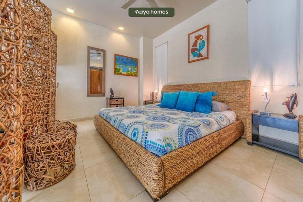 Chic Studio -rooftop Pool - Ocean View - King Bed