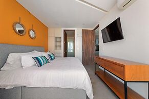New 1 Br Unit 2 Min From Beach - Pool - King Bed