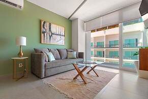 New 1 Br Unit 2 Min From Beach - Pool - King Bed