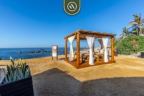 Villa With Private Pool & Patio in Cabo