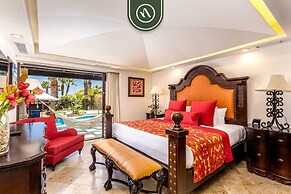 Villa With Private Pool & Patio in Cabo