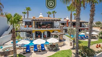 Villa With Private Pool & Patio in Cabo