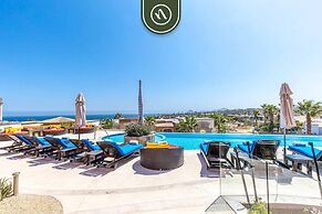 Villa With Private Pool & Patio in Cabo