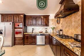Two Bdrm Condo With Private Terrace - Ocean View - Pool