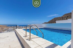 Amazing 2BR Condo With Rooftop Pool - BBQ