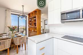 Chic 2BR House - Pedregal - Private Rooftop - Pool