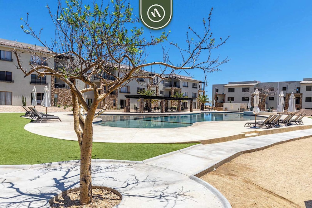 Chic 2BR House - Pedregal - Private Rooftop - Pool