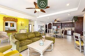 Great Condo With Private Balcony - Ocean View
