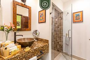 Great Condo With Private Balcony - Ocean View