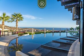 Luxury House With Ocean View