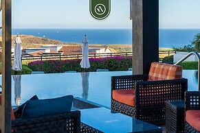 Luxury House With Ocean View