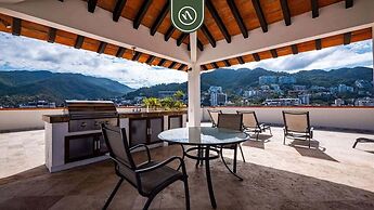 Oceanview 2BR Condo - Romantic Zone - Rooftop Pool