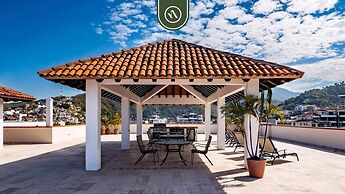 Oceanview 2BR Condo - Romantic Zone - Rooftop Pool
