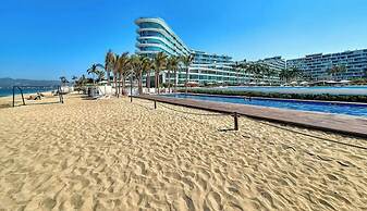Oceanfront 2BR Condo -private Balcony - Beach