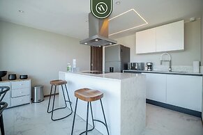 Stunning Oceanview Two Story Condo - Beach - Gym