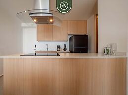 Oceanview 1 BR Condo - Private Beach - Pools