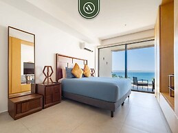 Oceanview 1 BR Condo - Private Beach - Pools