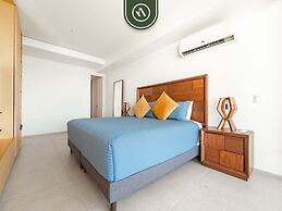 Oceanview 1 BR Condo - Private Beach - Pools