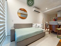 Oceanview 1 BR Condo - Private Beach - Pools