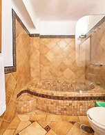 Ocean View 2Br Condo-balcony-beach-pool - 610