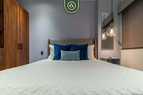 Luxury 2 BR Condo With Beachview - Rooftop Pool