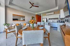 Amazing 2BR Apt -private Balcony - Rooftop Pool
