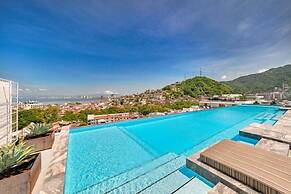 Amazing 2BR Apt -private Balcony - Rooftop Pool