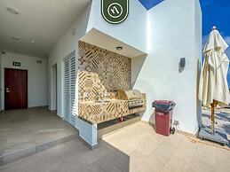 Amazing 2 BR Condo in Versalles - Rooftop Pool
