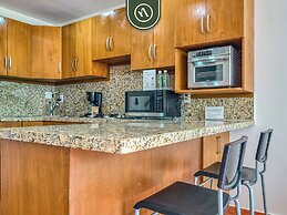 Beachfront 2BR Condo With Pool and Beachclub
